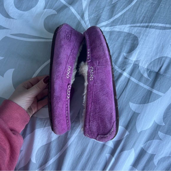 Pink Ugg Slippers - Picture 2 of 6